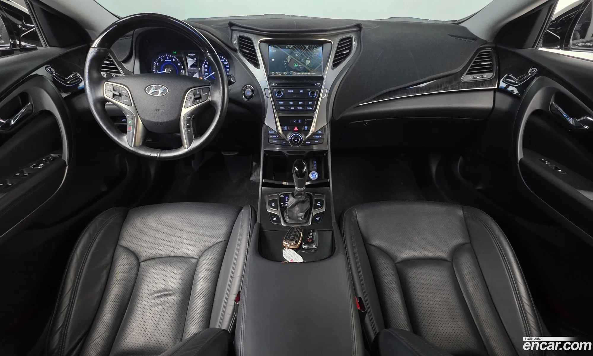 Hyundai Grandeur HG 2013 — 12