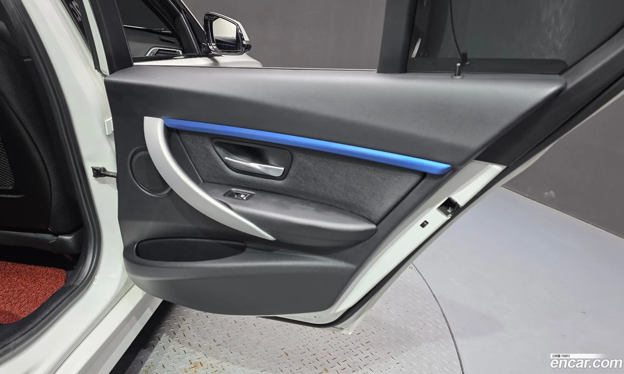 BMW 3 Series 2018 WBA8A9109JAE91828 — 13