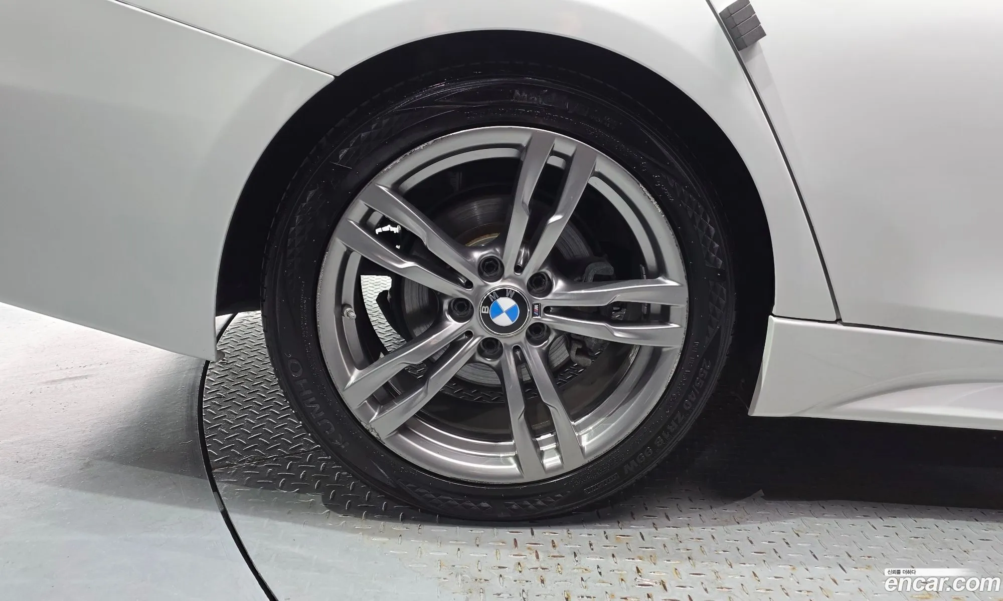 BMW 3 Series 2018 WBA8A9109JAE91828 — 5