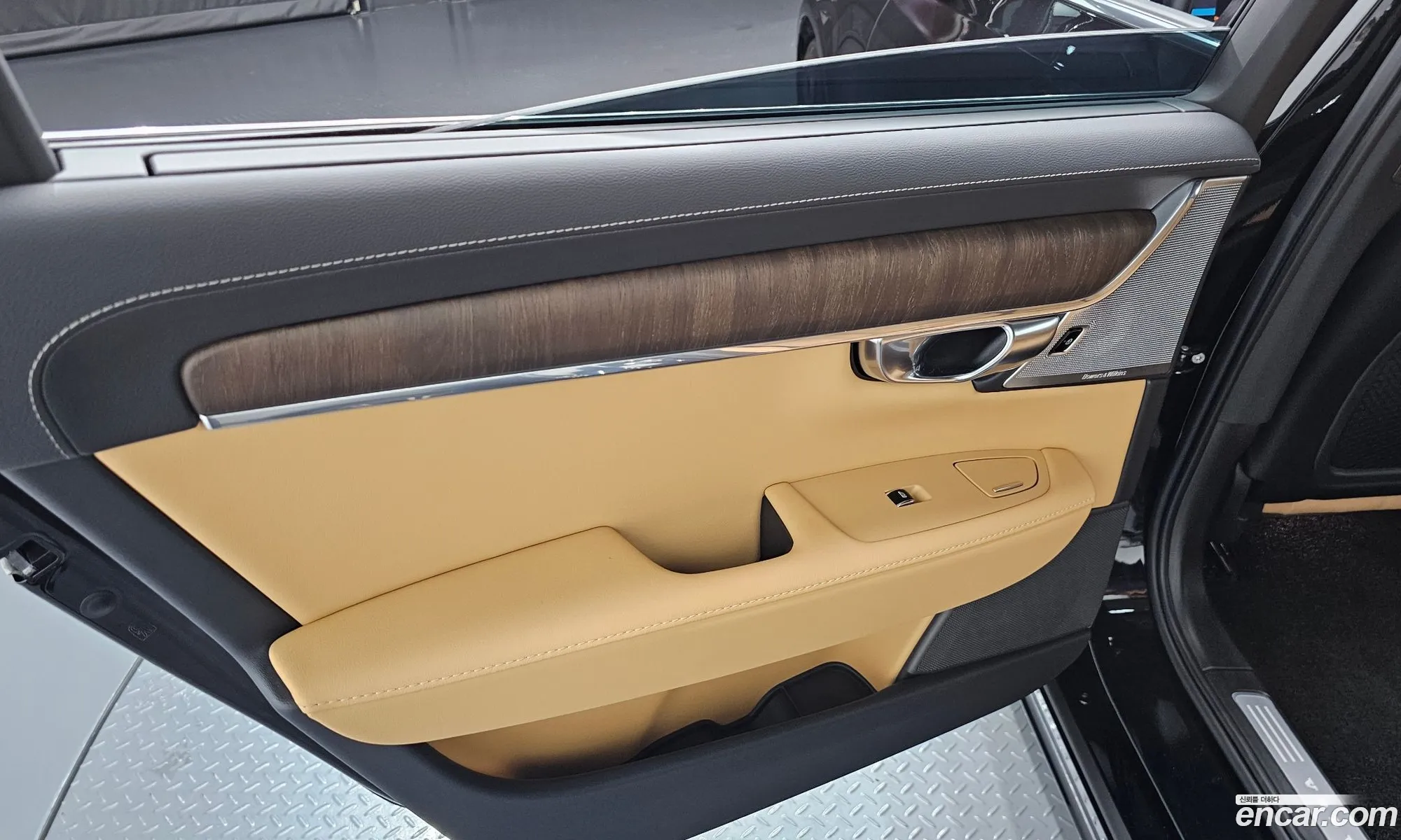 Volvo S90 2025 LVYPTL125SP455565 — 18