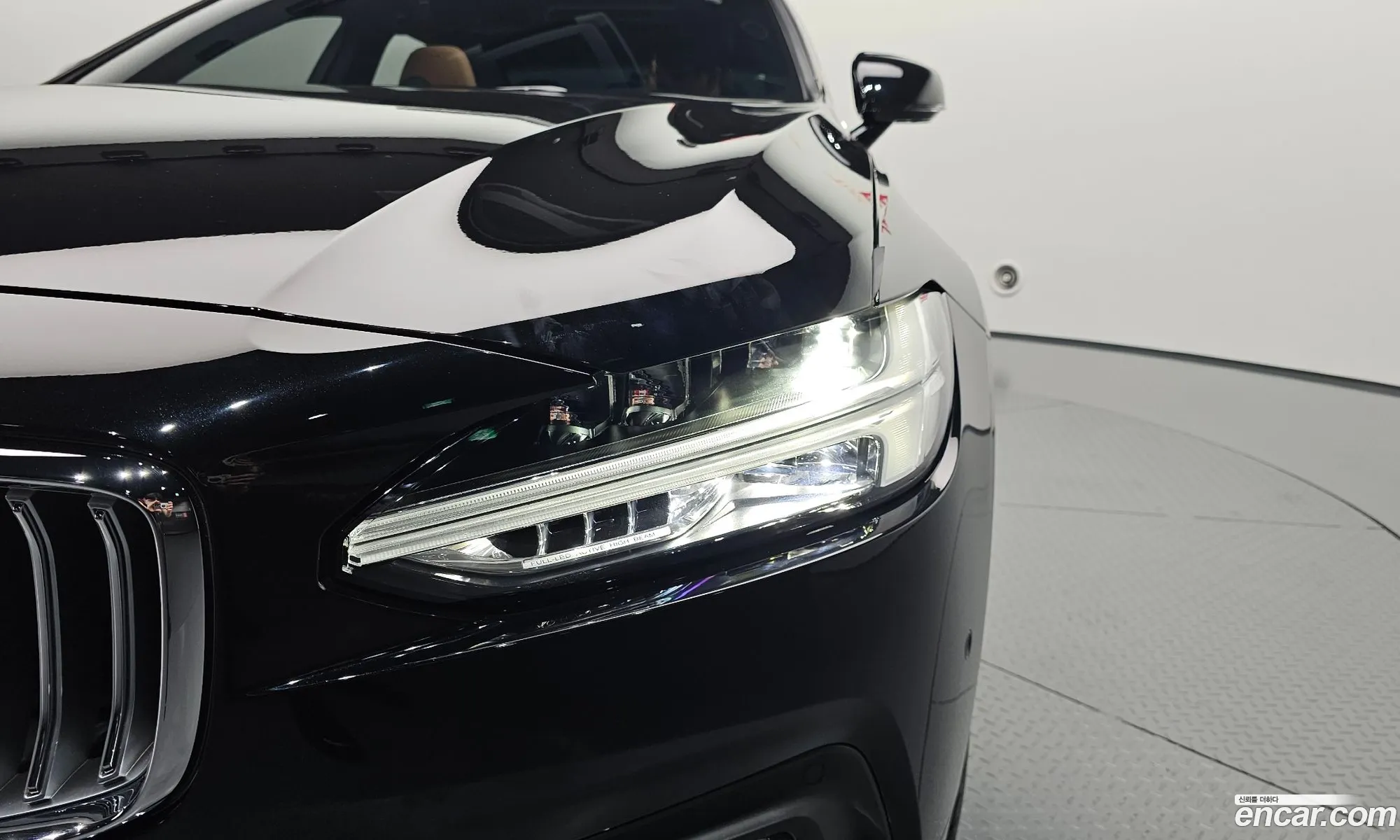 Volvo S90 2025 LVYPTL125SP455565 — 32