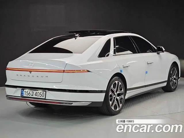Hyundai Grandeur Hybrid 2024 — 3