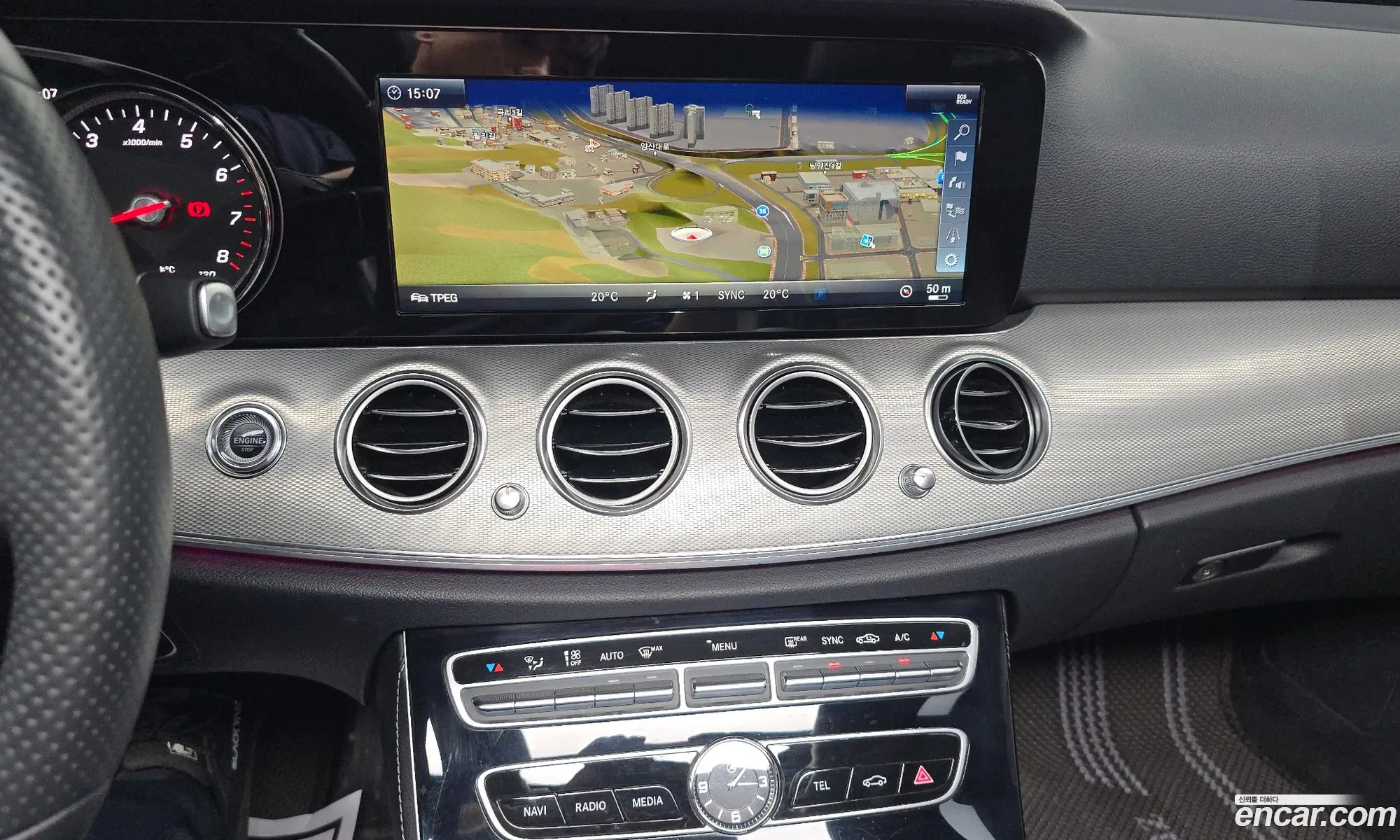Mercedes-Benz E-Class W213 2018 WDDZF4CB8JA424697 — 26