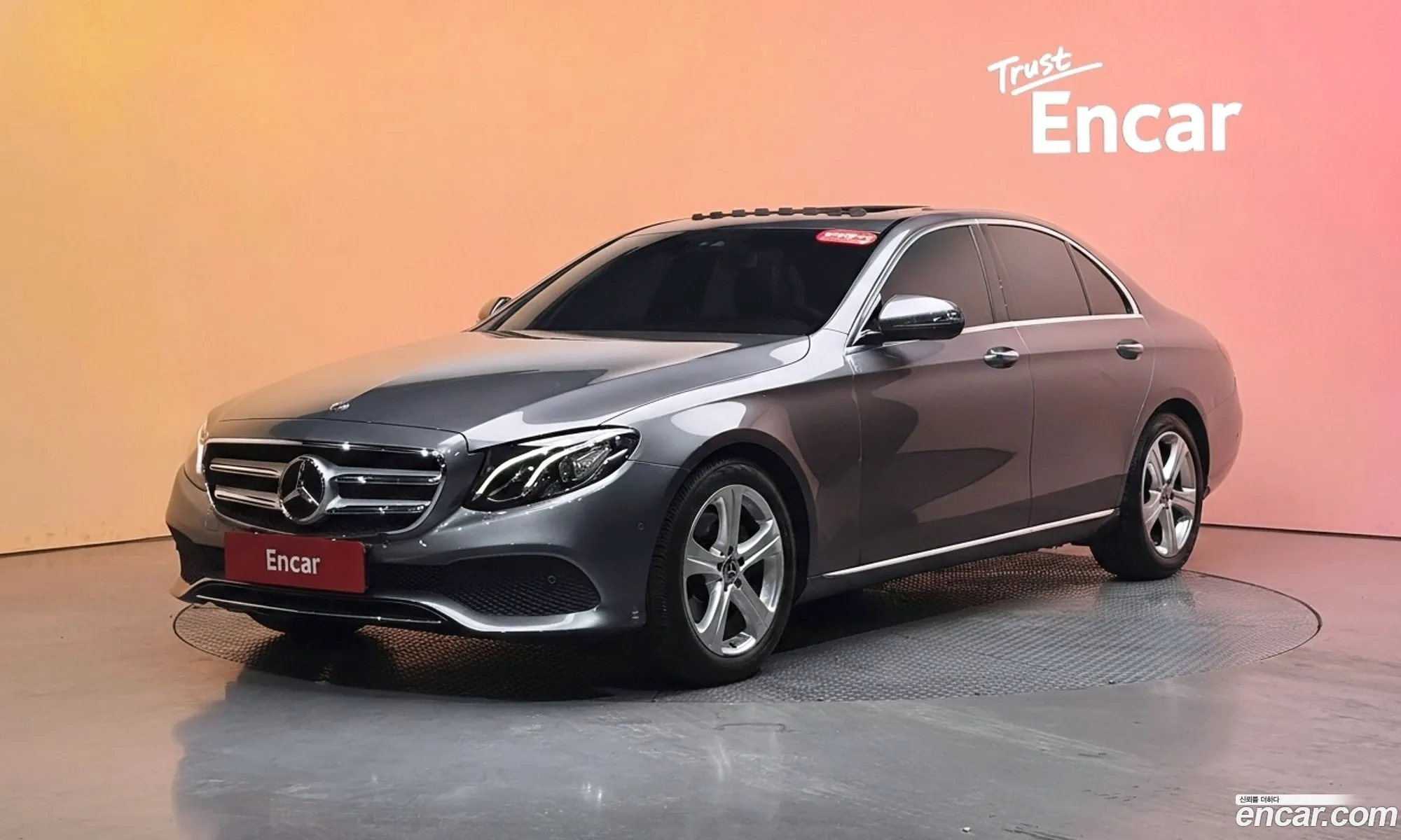 Mercedes-Benz E-Class W213 2018 WDDZF4CB8JA424697 — 29