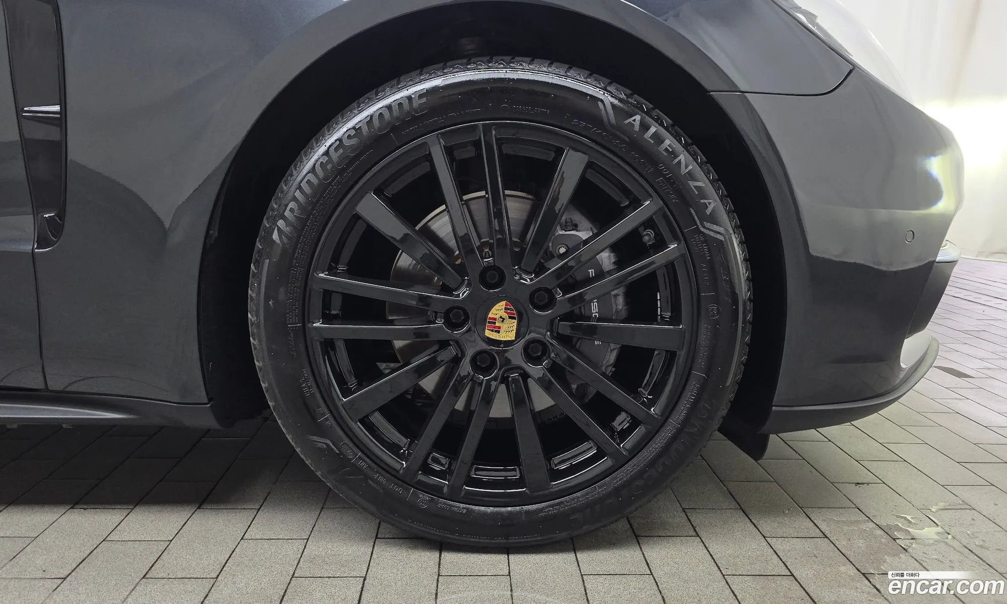 Porsche Panamera 2018 — 3