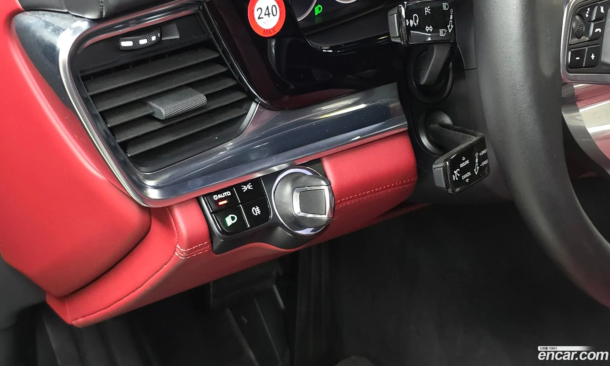 Porsche Panamera 2018 — 25