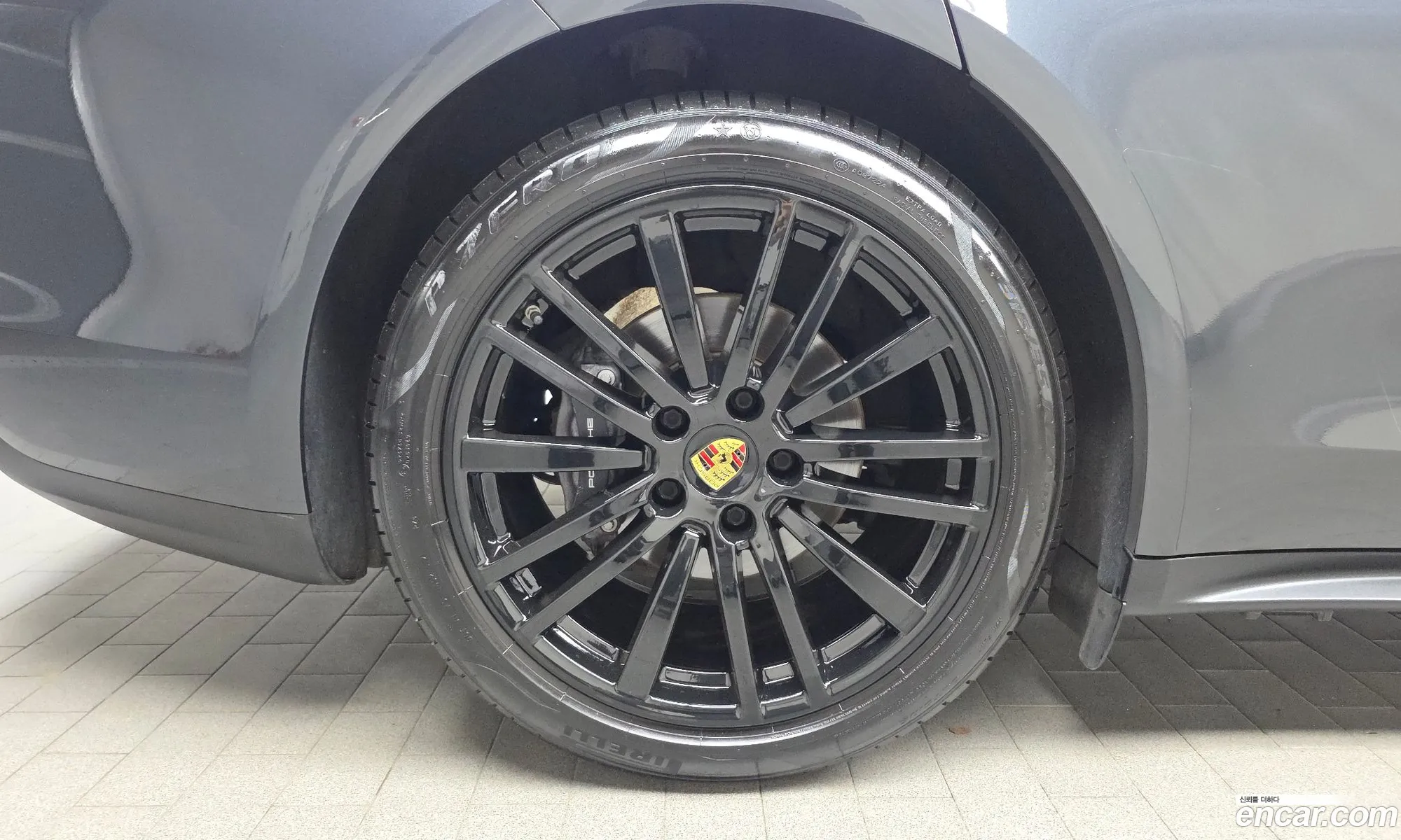 Porsche Panamera 2018 — 14