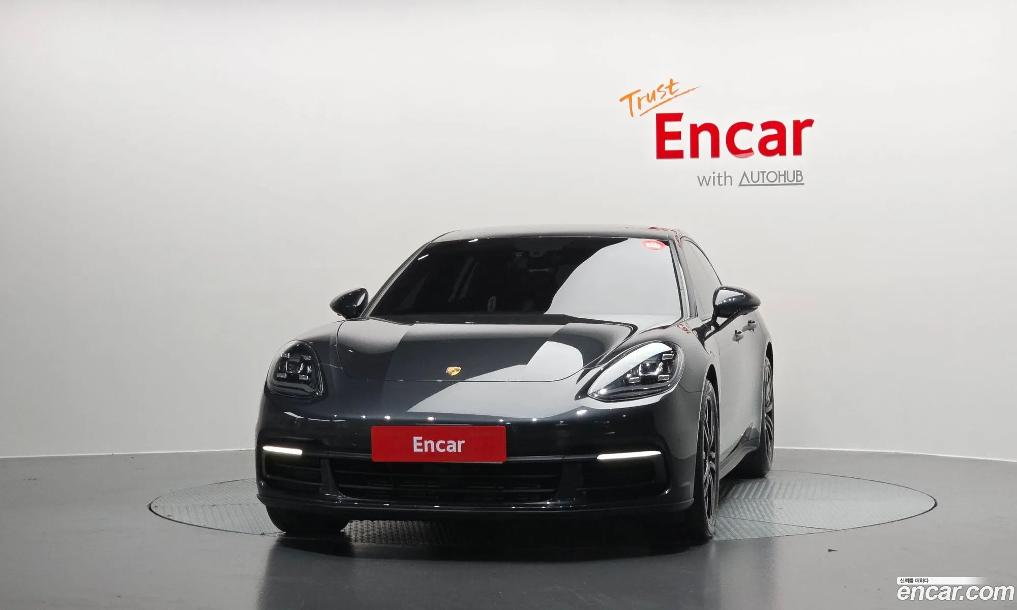 Porsche Panamera 2018 — 13
