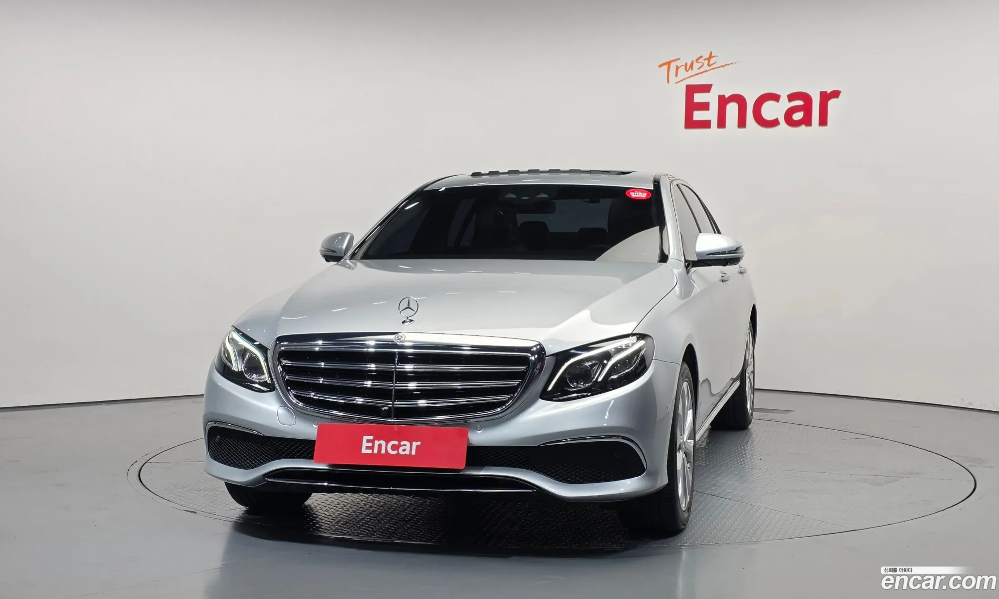 Mercedes-Benz E-Class W213 2017 WDDZF4JB0JA336679 — 16