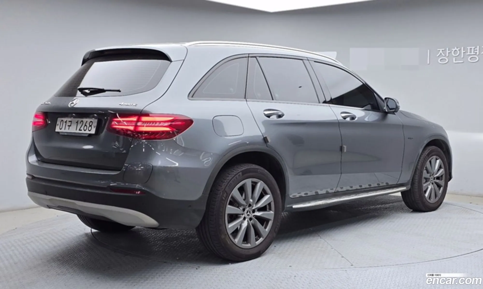 Mercedes-Benz GLC-Class X253 2018 — 13