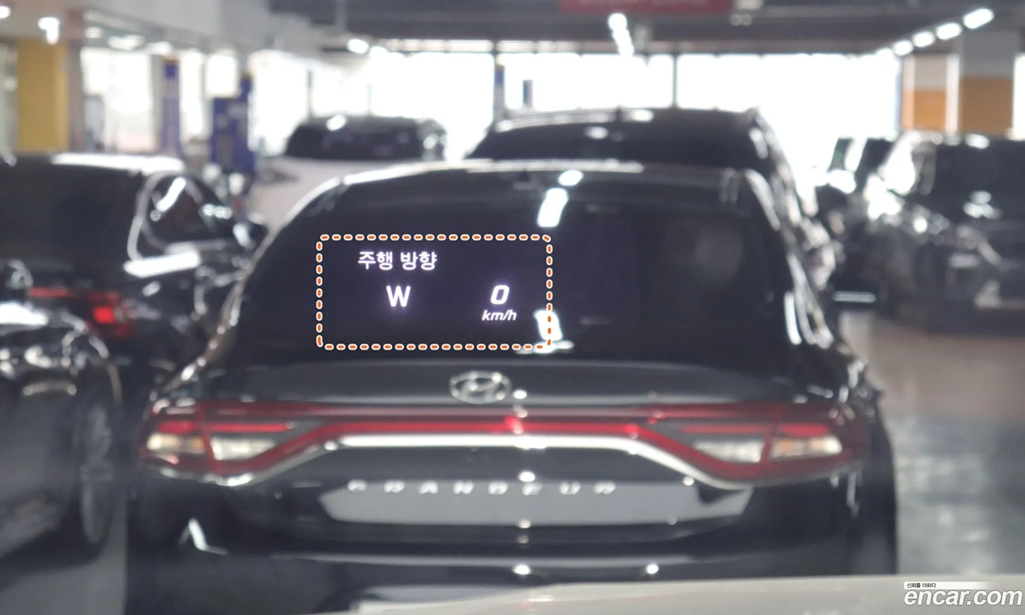 Mercedes-Benz GLC-Class X253 2018 — 11