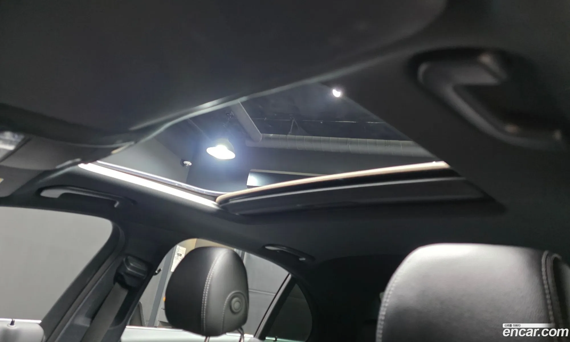 Mercedes-Benz E-Class W213 2022 — 28