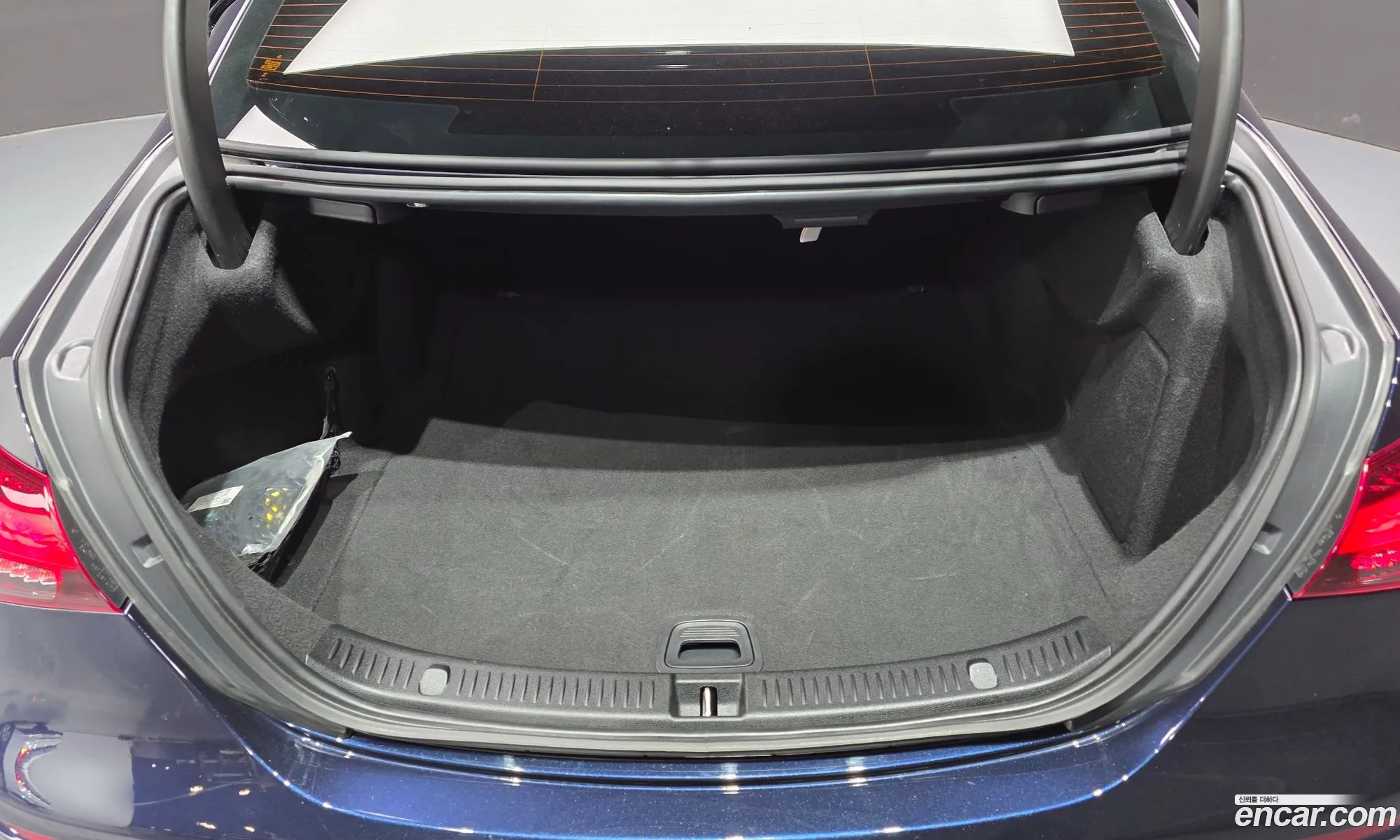 Mercedes-Benz E-Class W213 2022 — 16