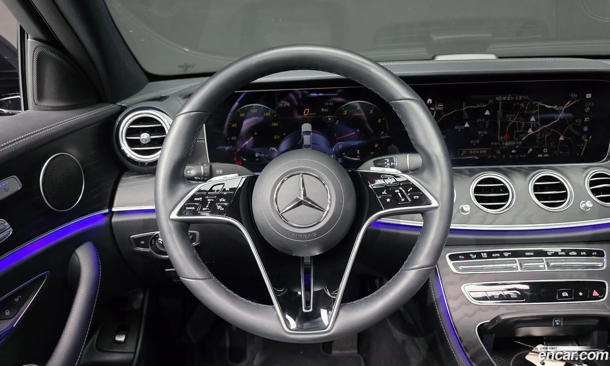 Mercedes-Benz E-Class W213 2022 — 23