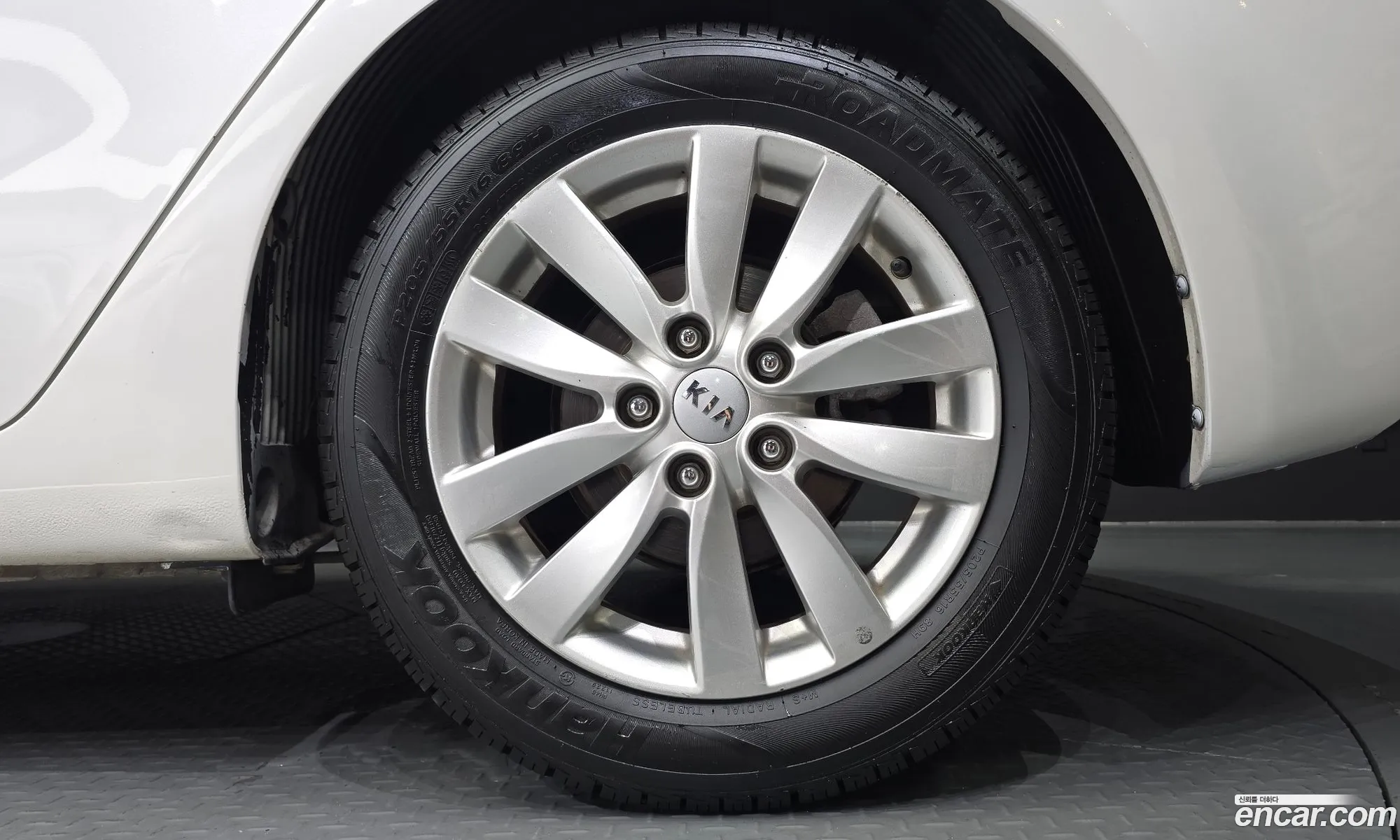 Kia K3 2014 — 4