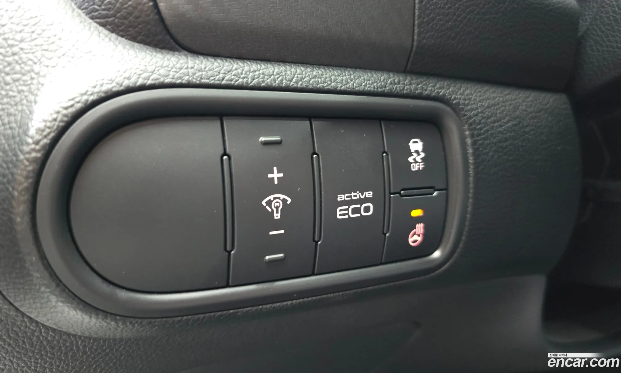 Kia K3 2014 — 15