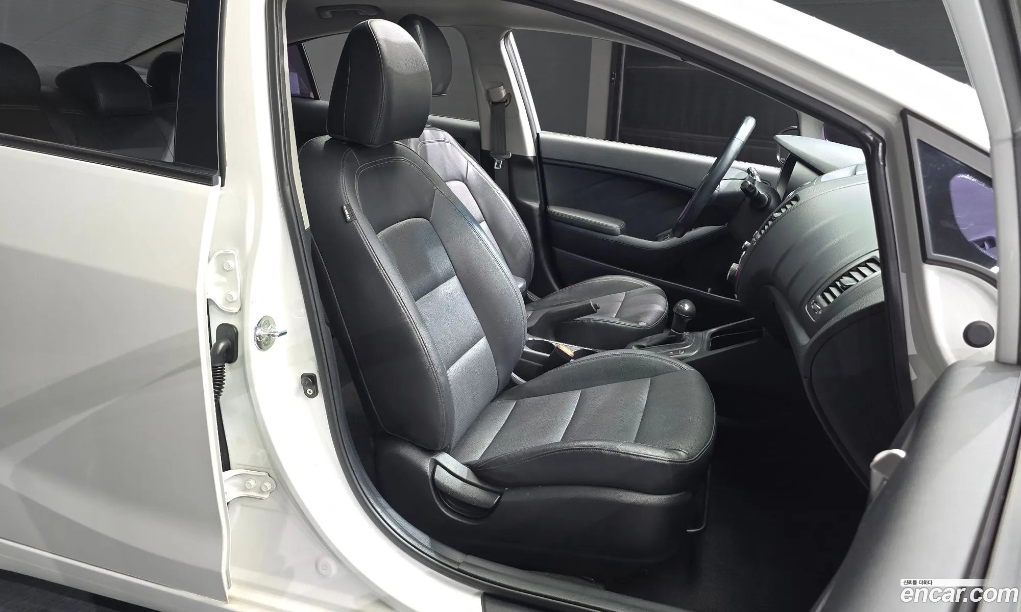 Kia K3 2014 — 6