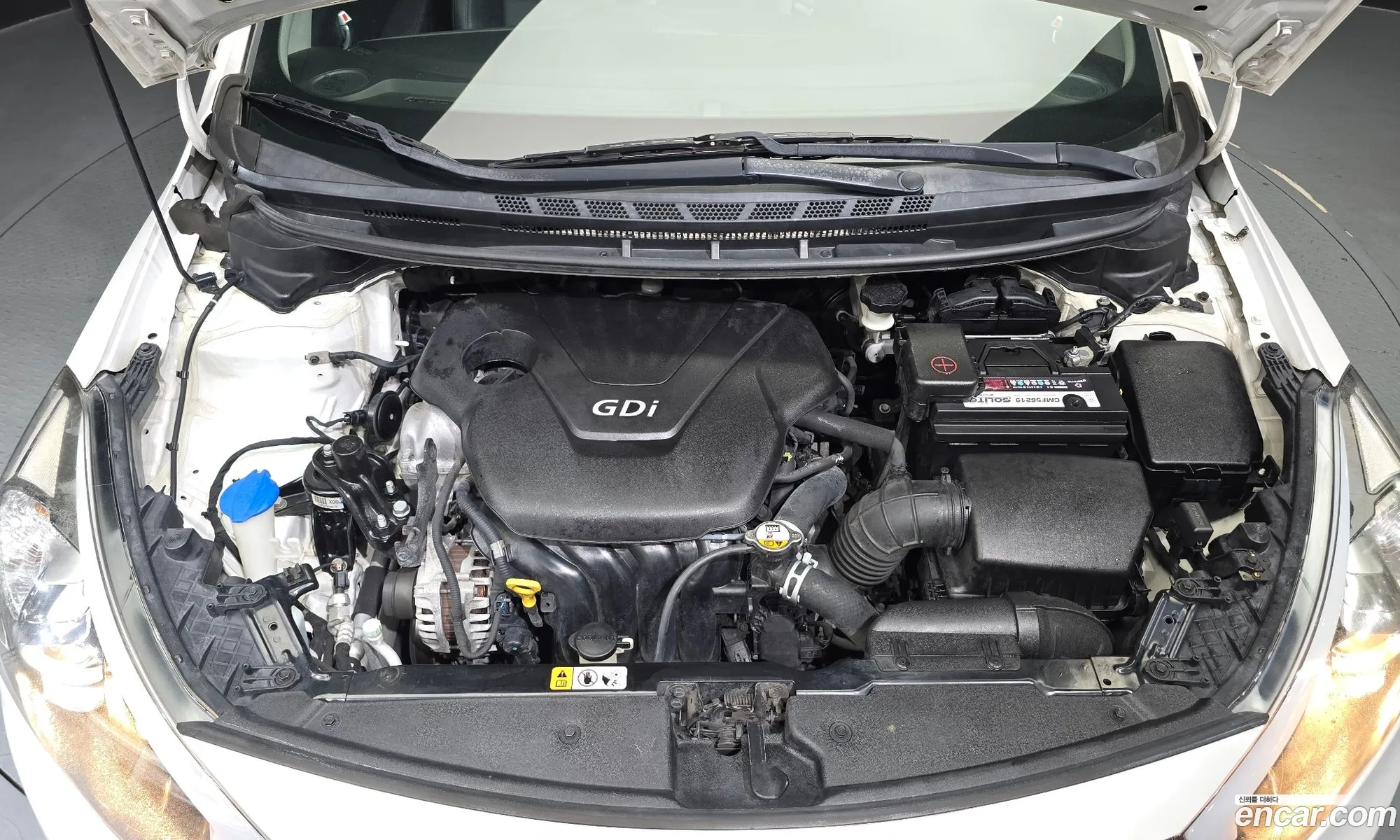 Kia K3 2014 — 17