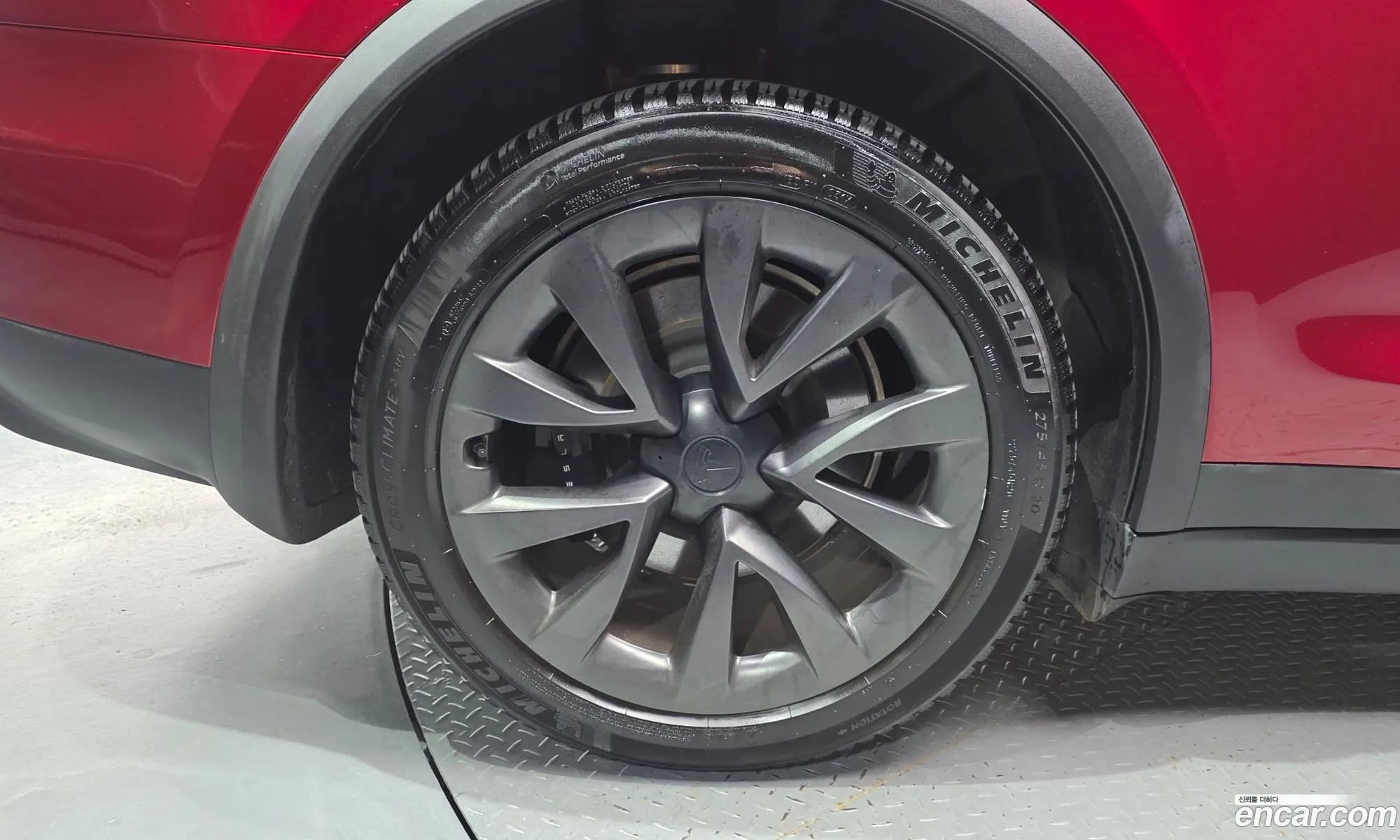 Tesla Model X 2023 — 2