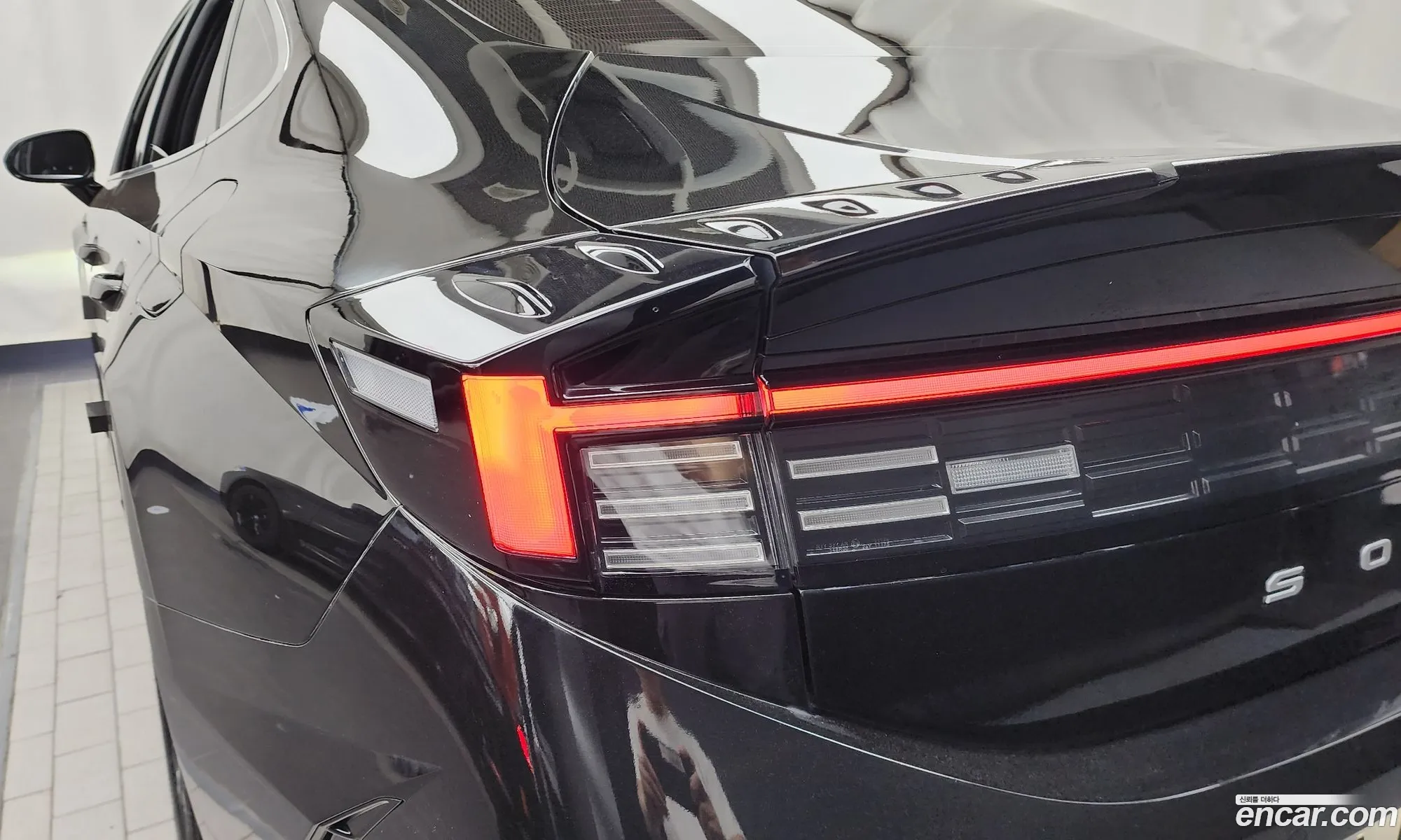 Hyundai Sonata the Edge 2023 — 32