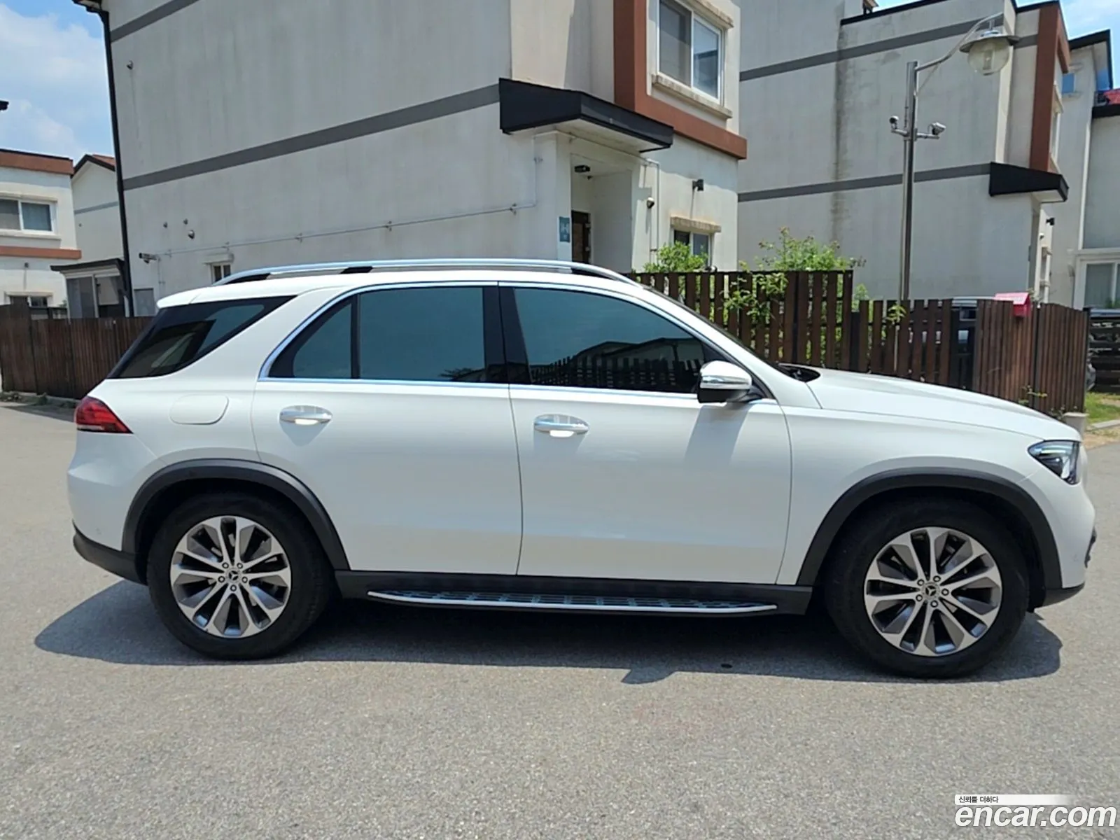 Mercedes-Benz GLE-Class W167 2023 — 12