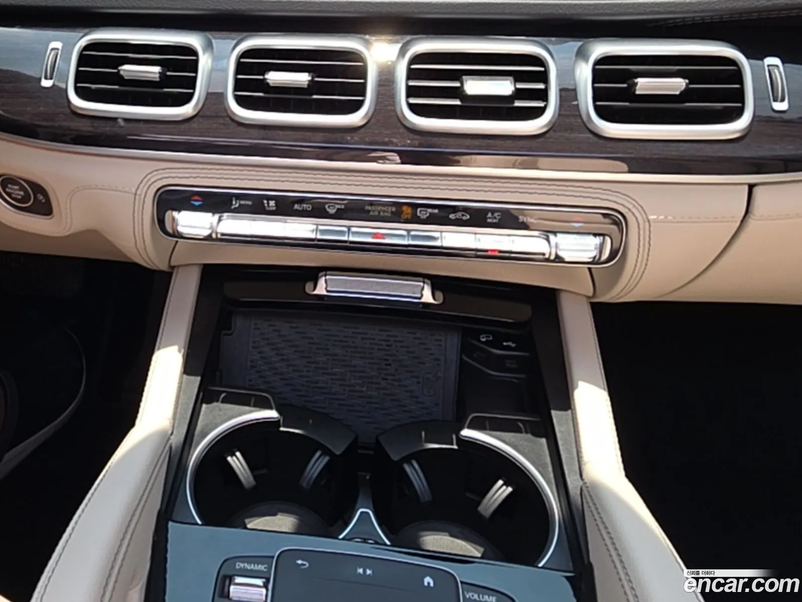 Mercedes-Benz GLE-Class W167 2023 — 17