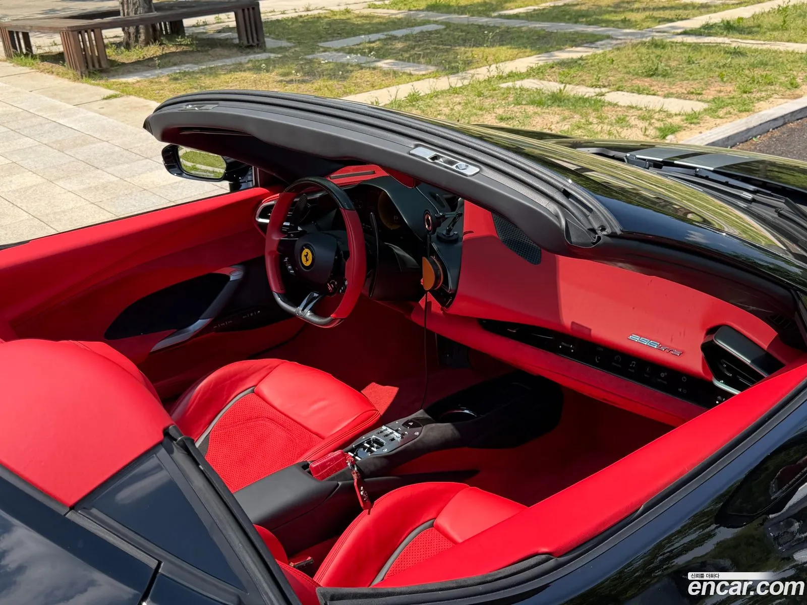 Ferrari 296 GTS 2024 — 10