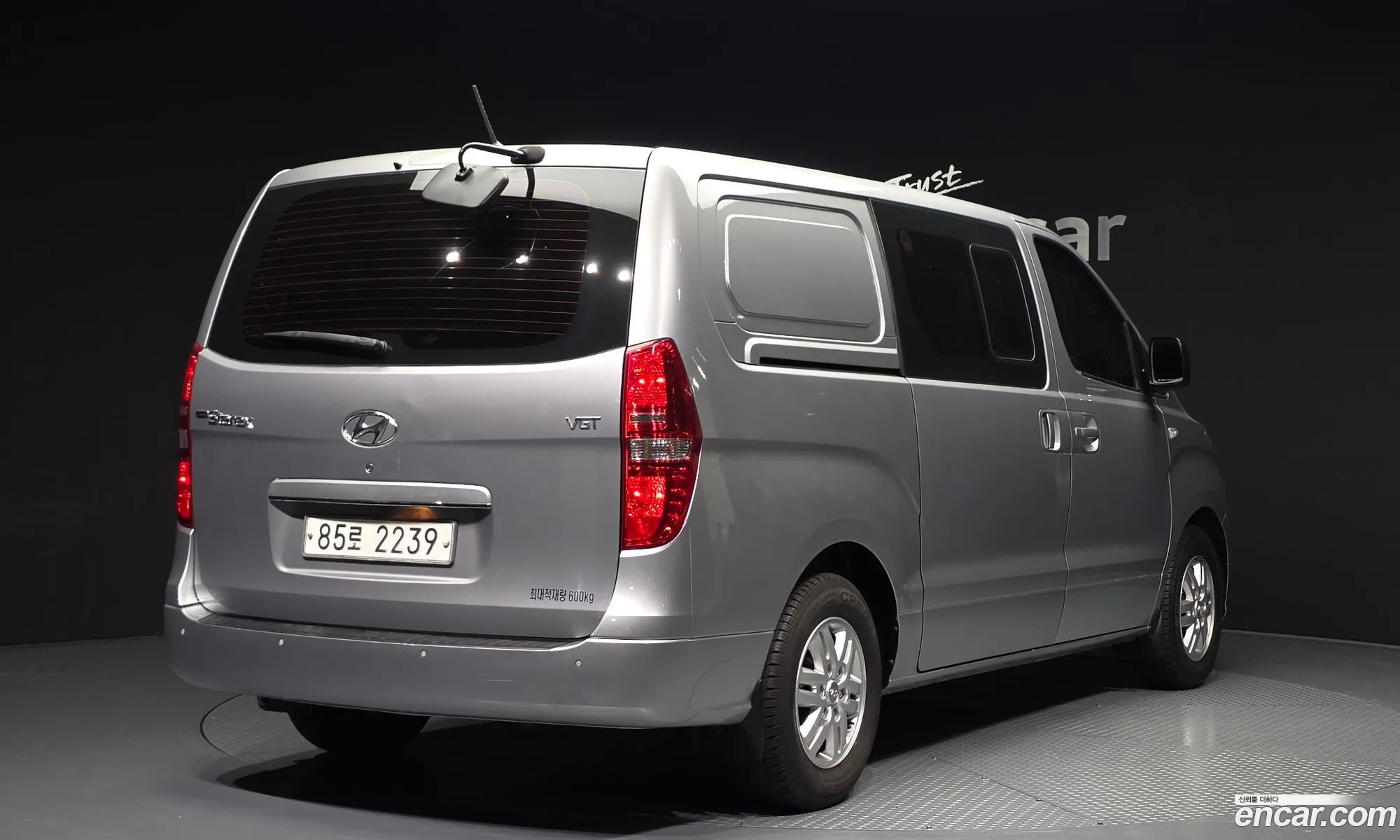 Hyundai Grand Starex 2018 — 13
