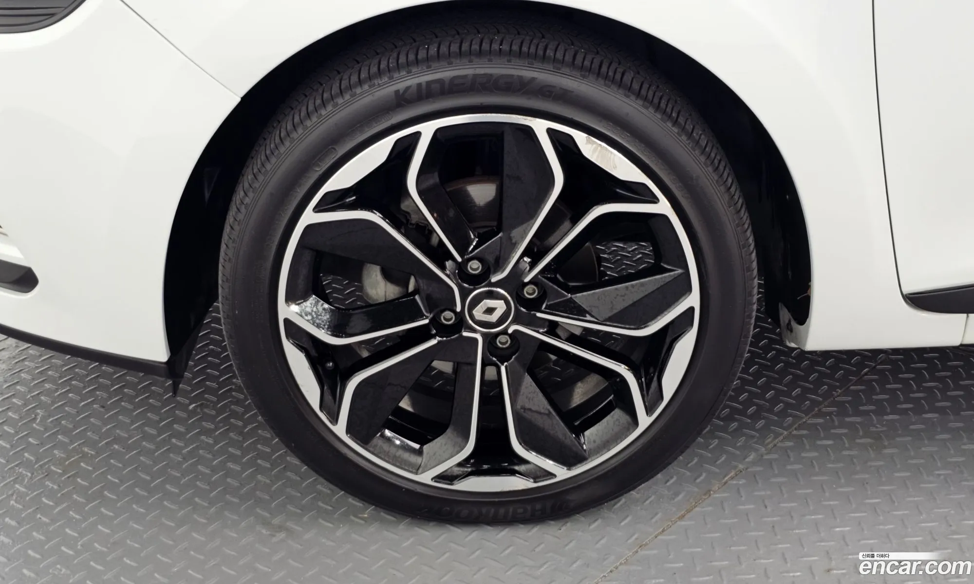 Renault Korea (Samsung) Clio 2018 — 12