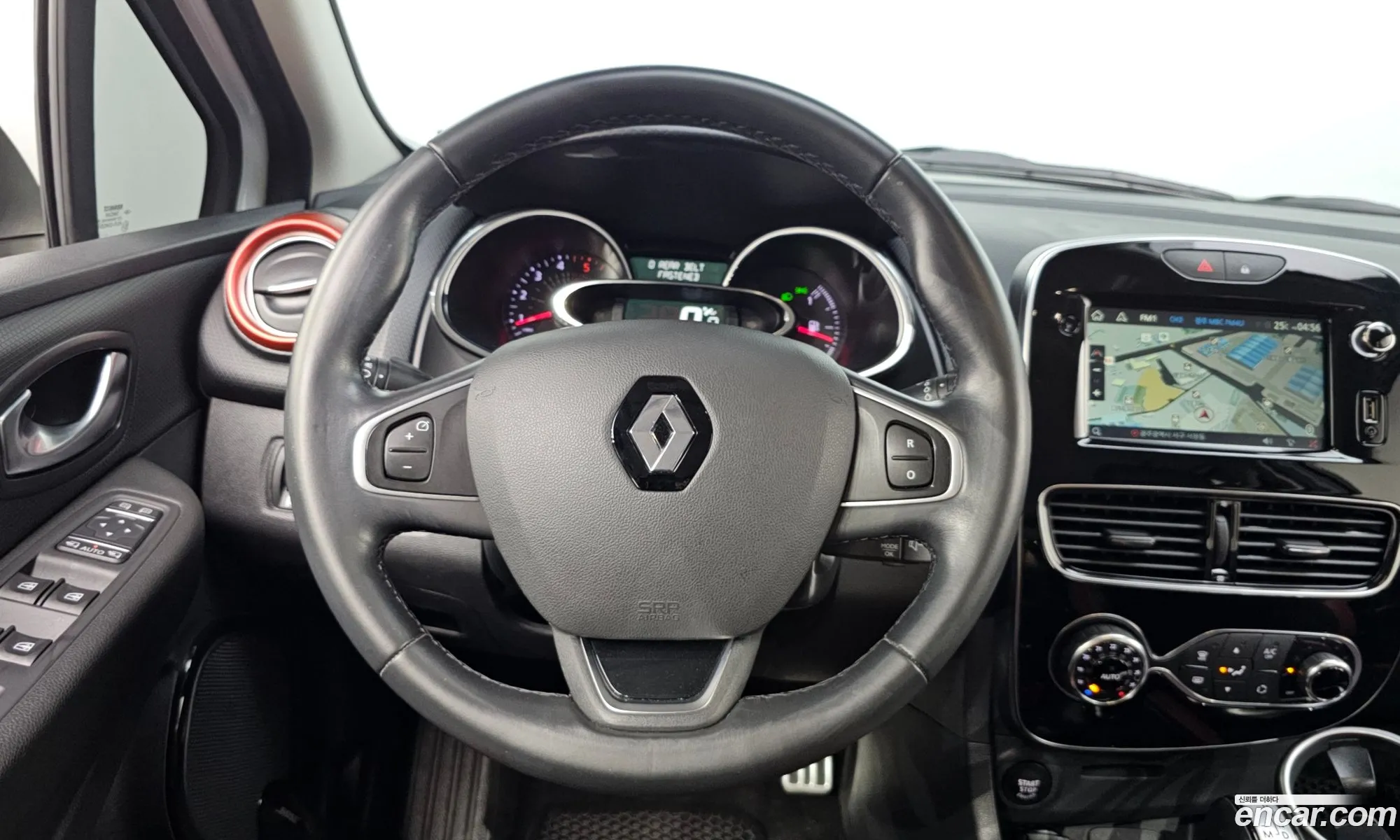 Renault Korea (Samsung) Clio 2018 — 17