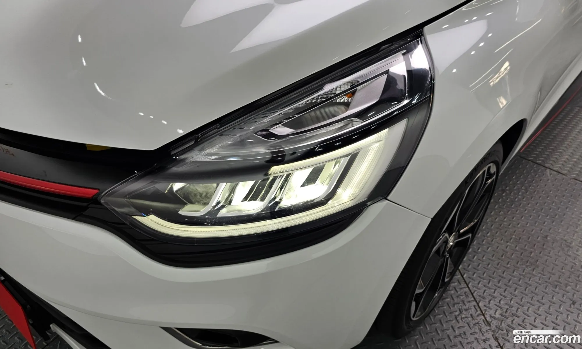Renault Korea (Samsung) Clio 2018 — 9