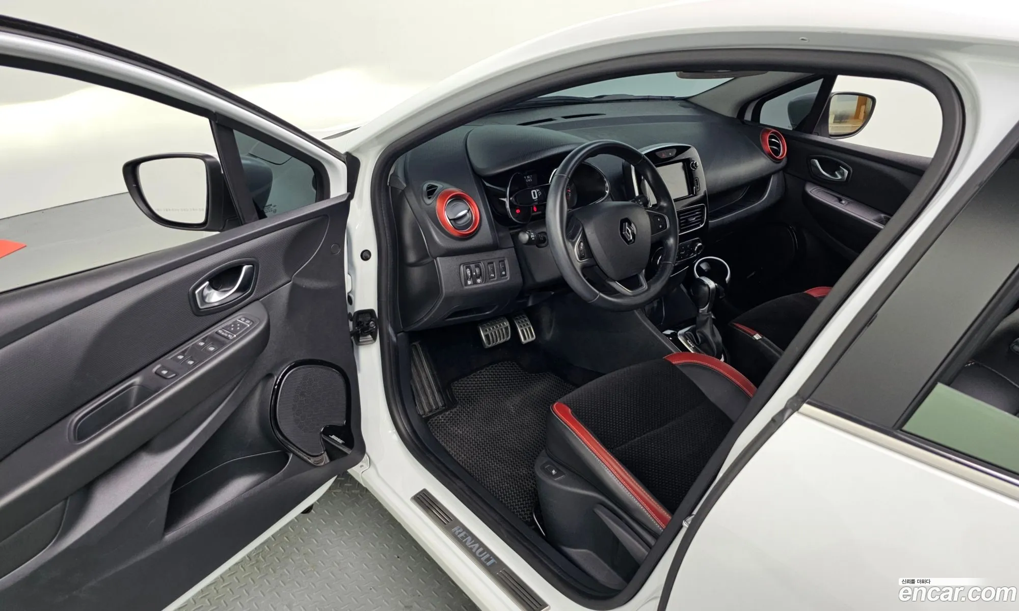 Renault Korea (Samsung) Clio 2018 — 23