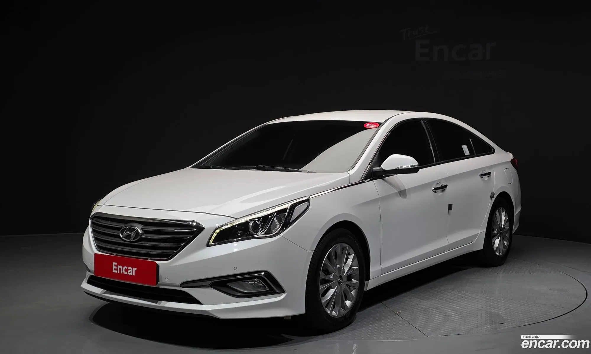 Hyundai LF Sonata 2017 — 30