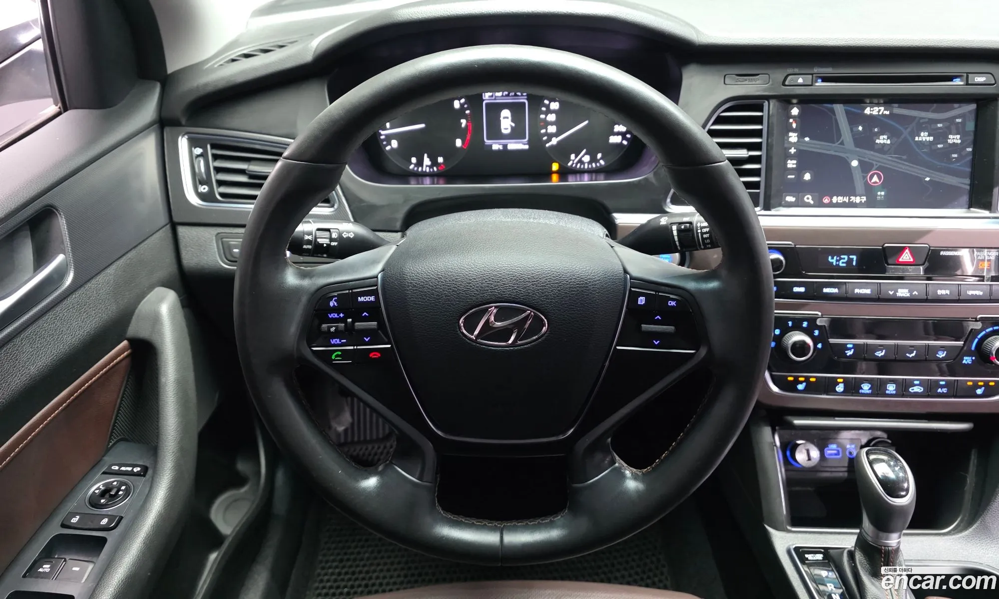 Hyundai LF Sonata 2017 — 25