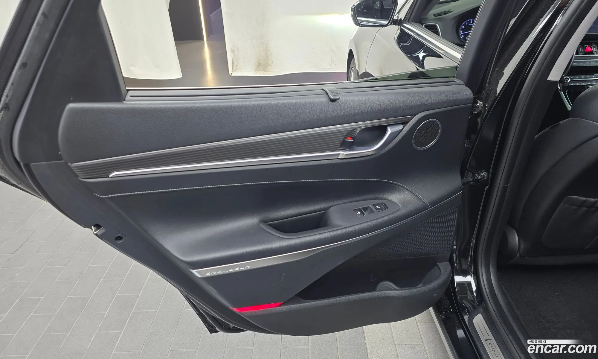 Hyundai Grandeur IG 2016 — 29