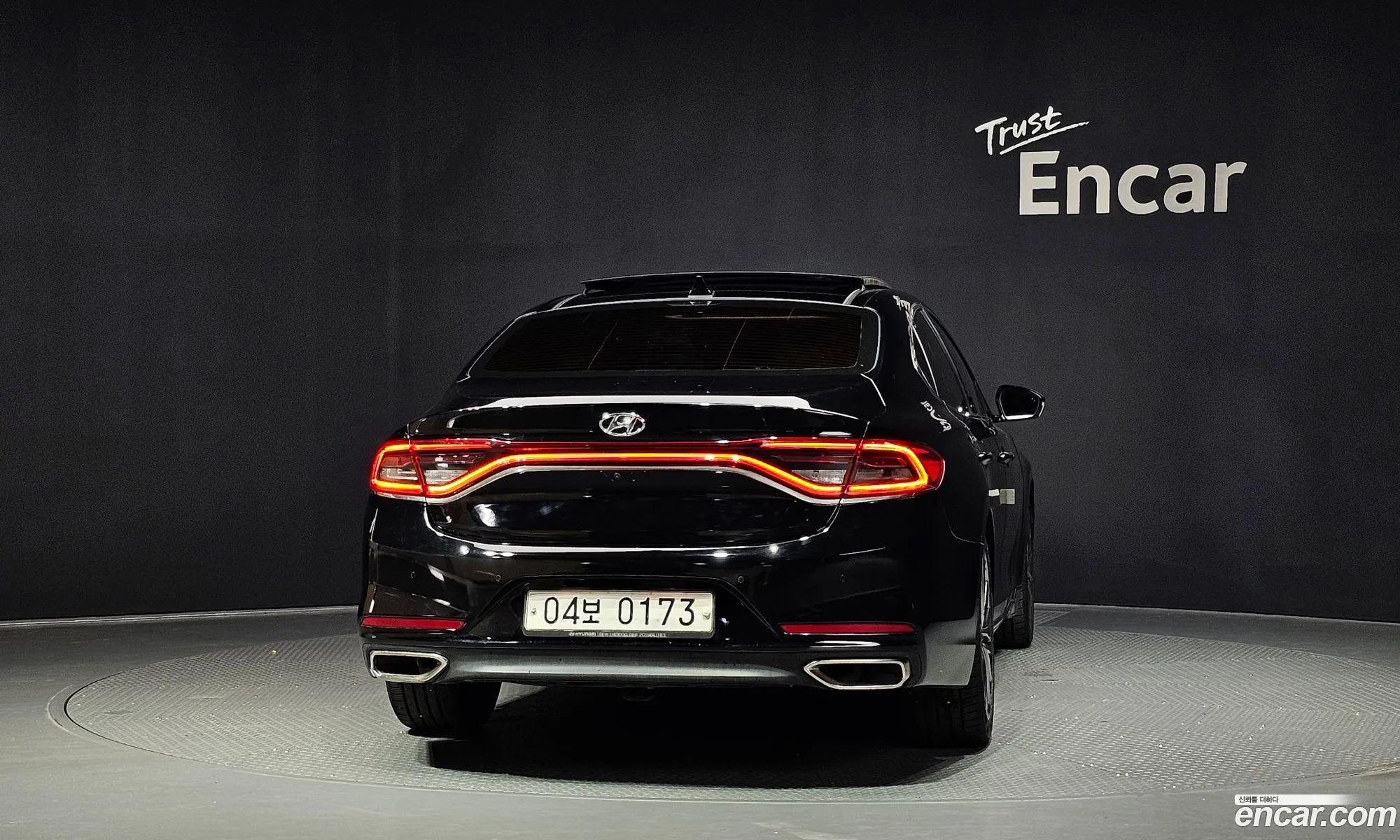 Hyundai Grandeur IG 2016 — 12