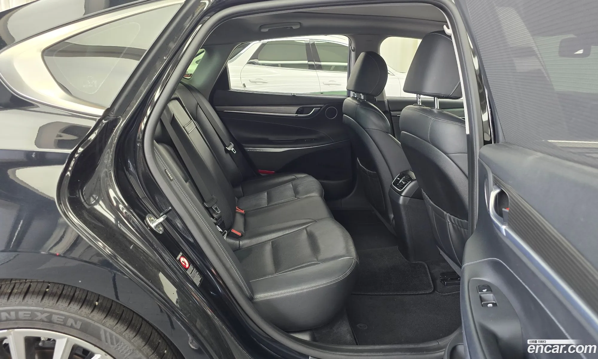 Hyundai Grandeur IG 2016 — 22