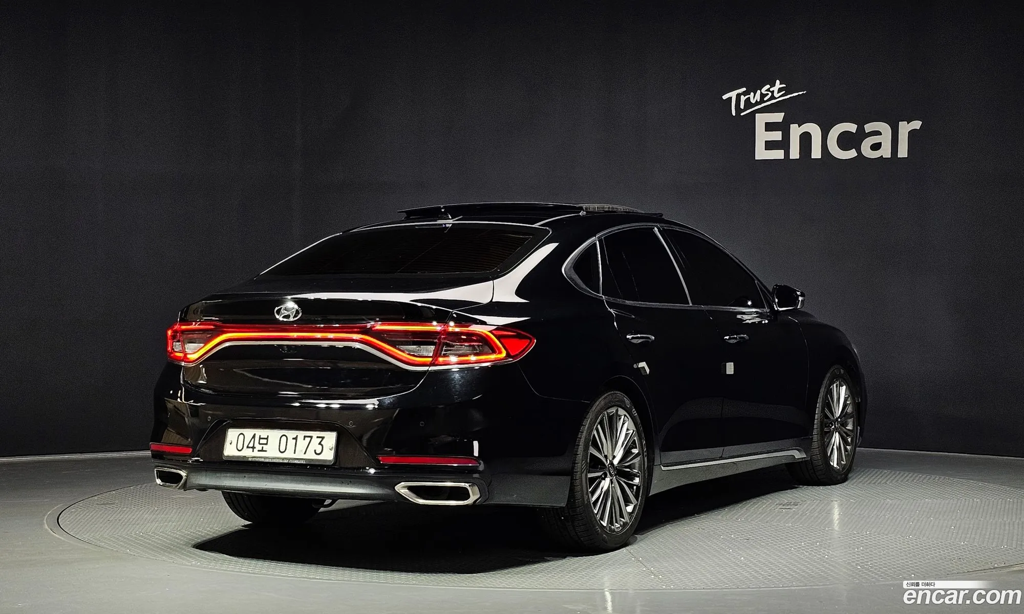 Hyundai Grandeur IG 2016 — 14