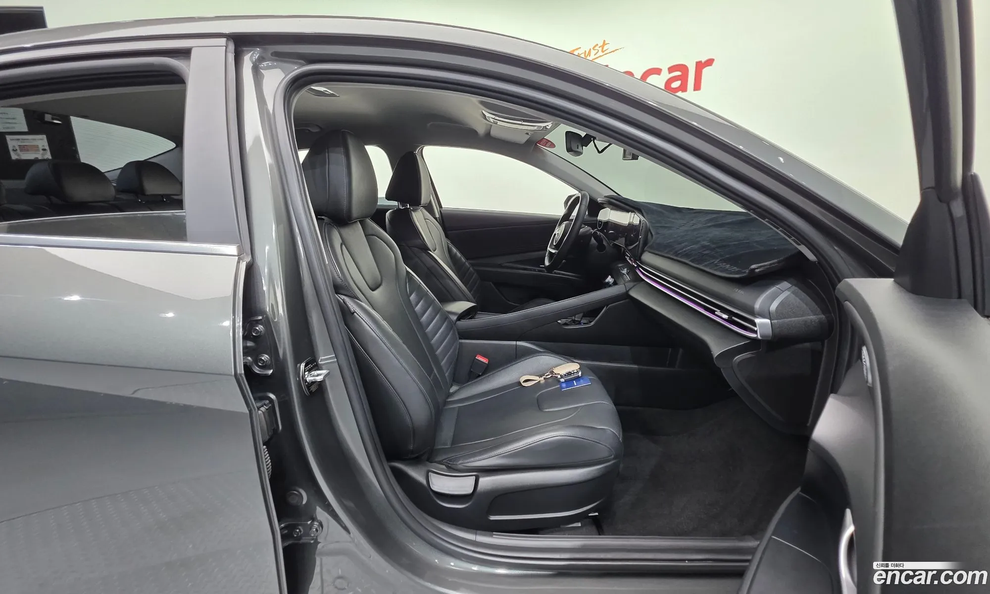 Hyundai Elantra 2021 — 4