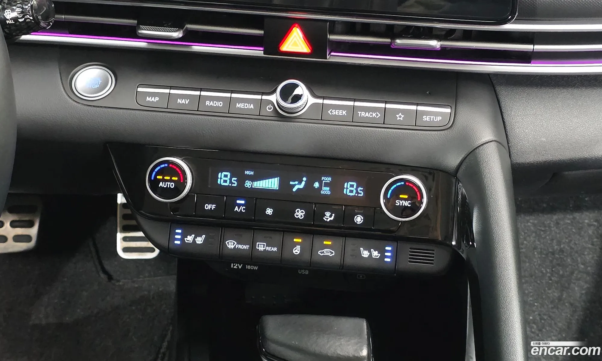 Hyundai Elantra 2021 — 24