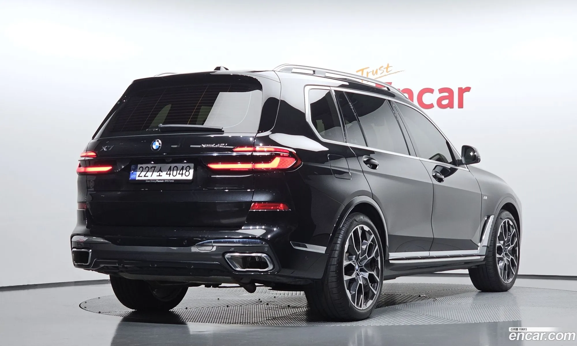 BMW X7 2024 — 12