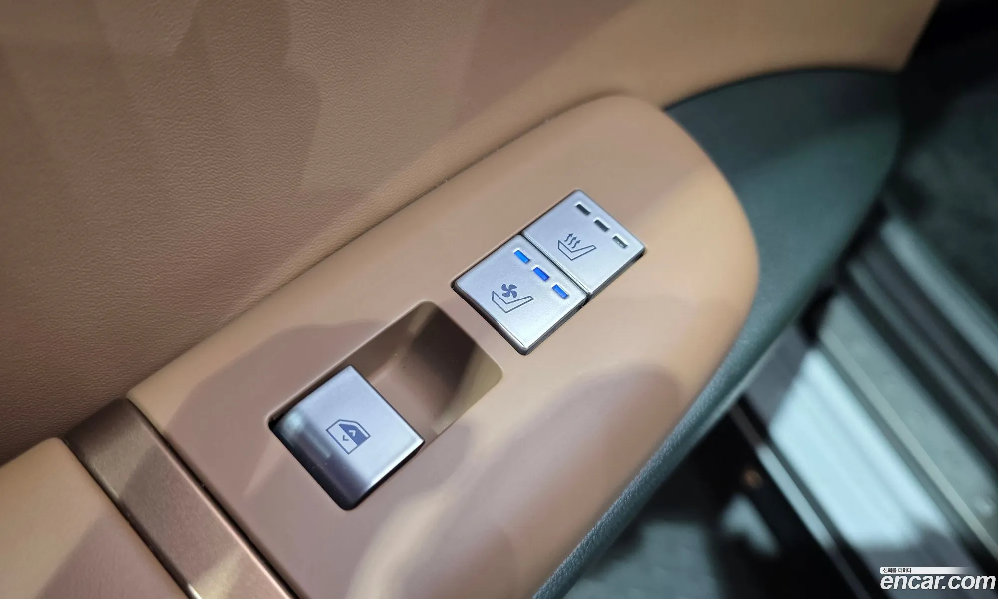 Hyundai Grandeur 2023 — 29
