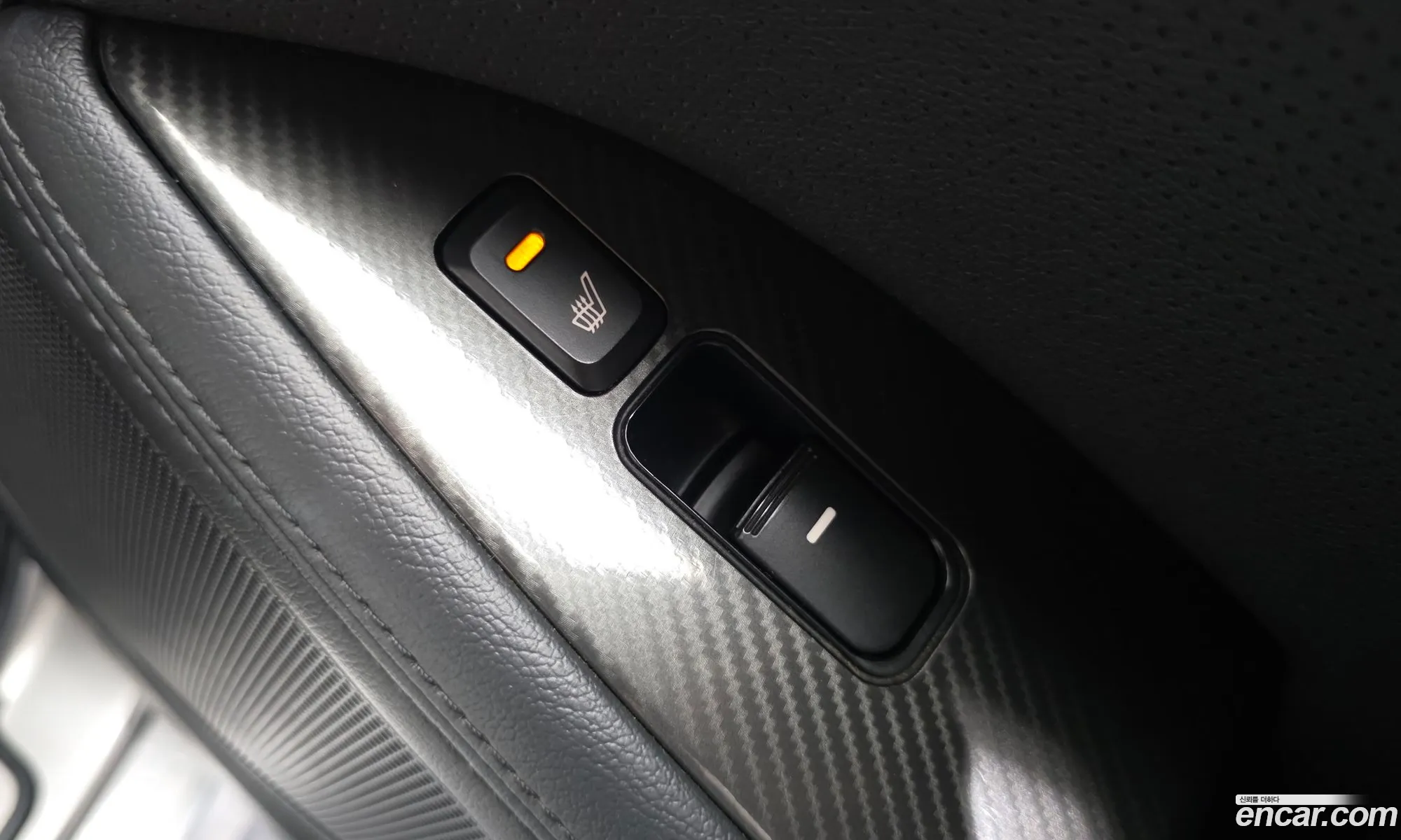 Kia K5 Hybrid 2011 — 28