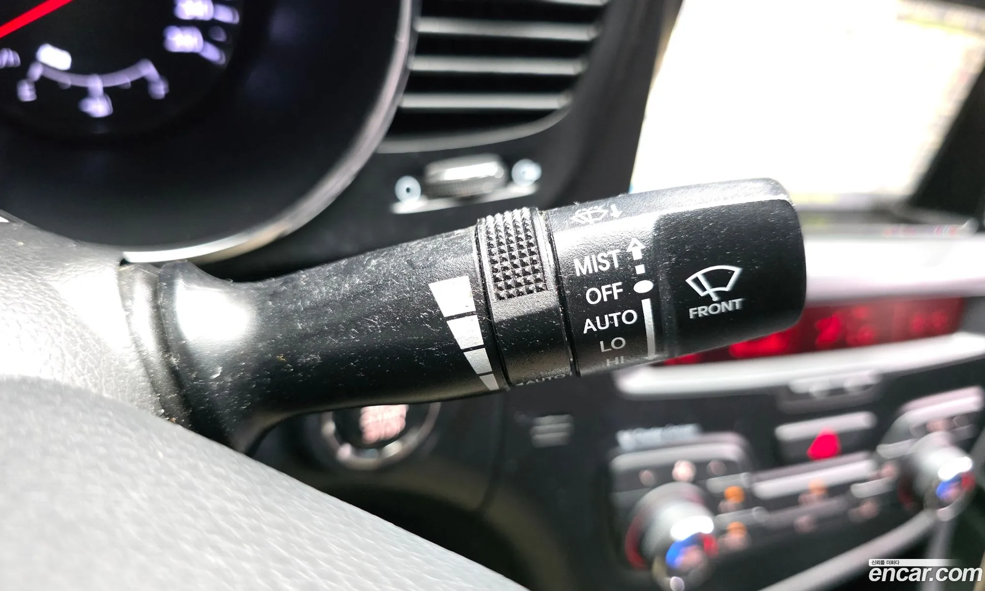 Kia K5 Hybrid 2011 — 12