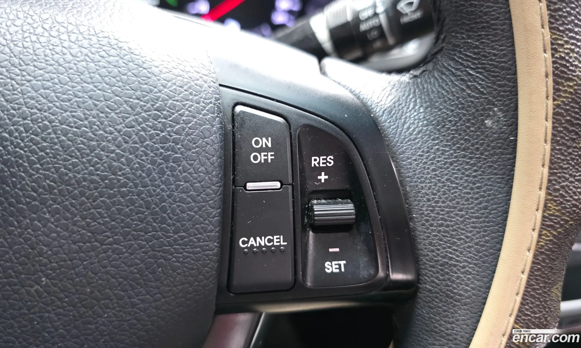 Kia K5 Hybrid 2011 — 11