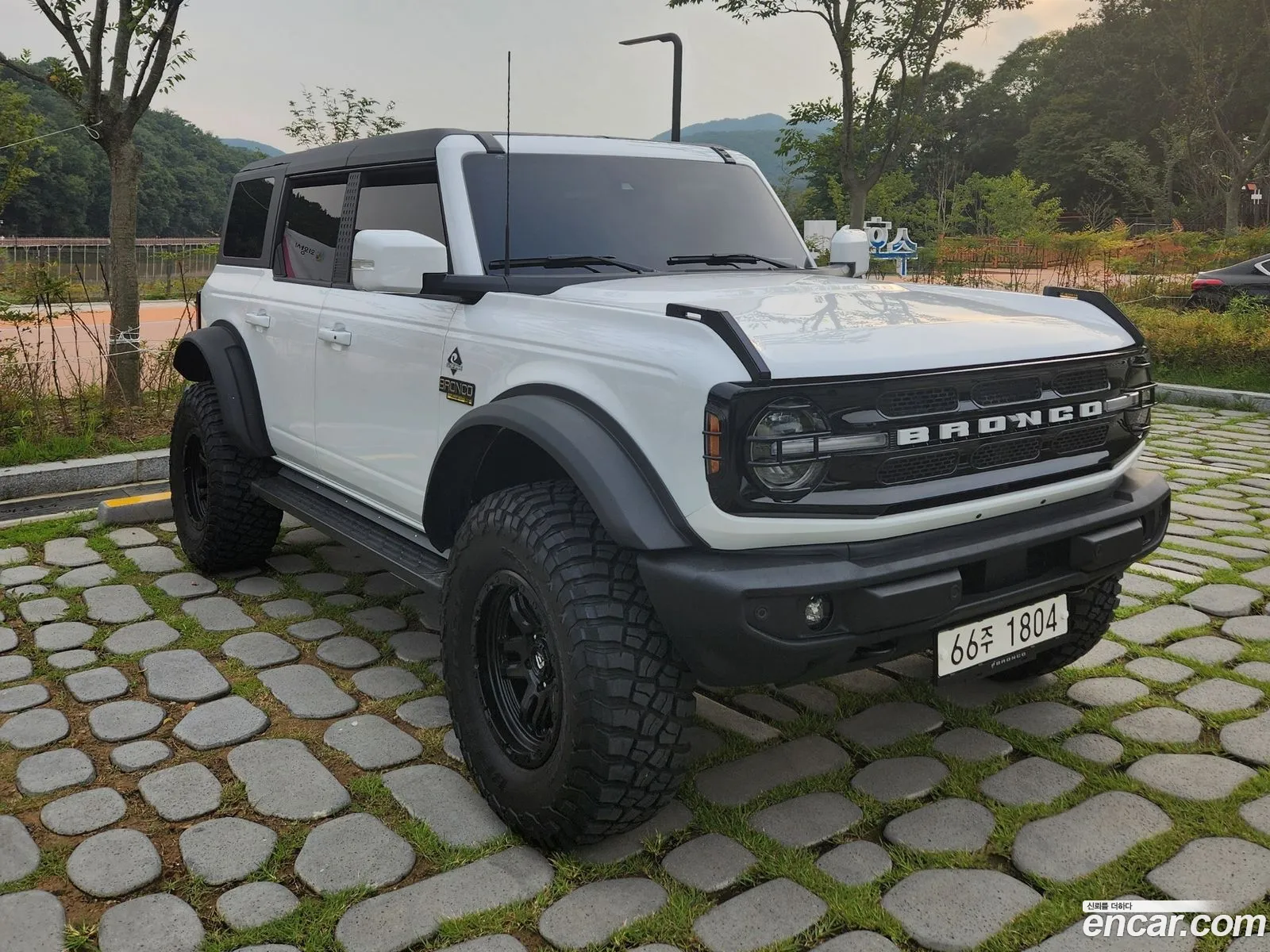 Ford Bronco 6th Gen 2023 — 8