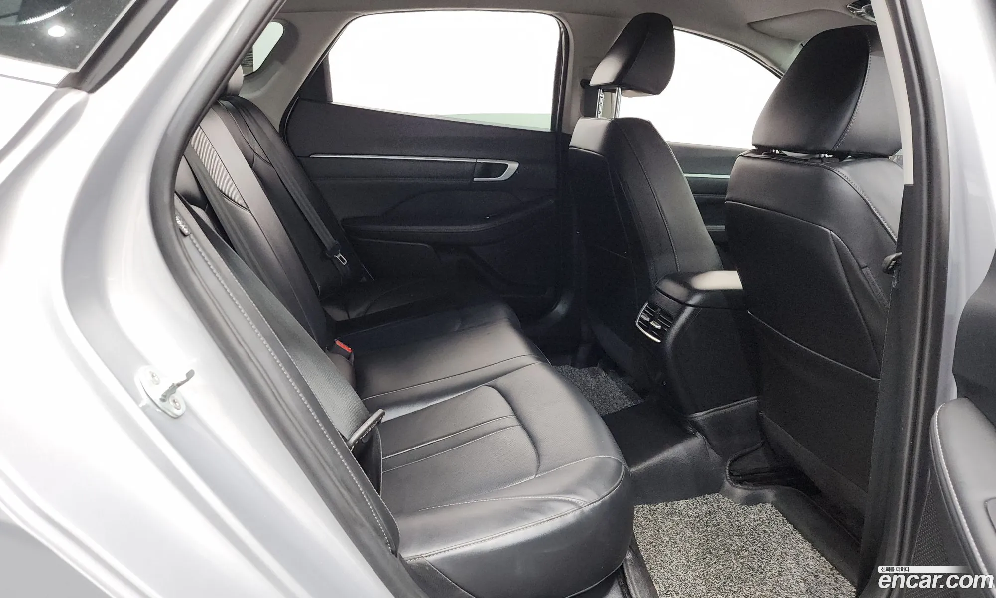 Hyundai Sonata the Edge 2025 — 10
