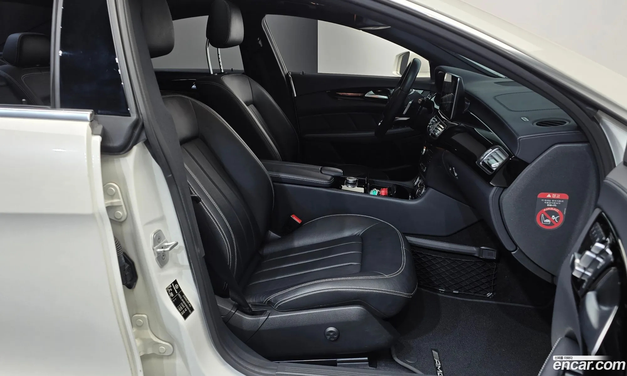 Mercedes-Benz CLS-Class W218 2017 WDDLJ9HB0HA204183 — 29
