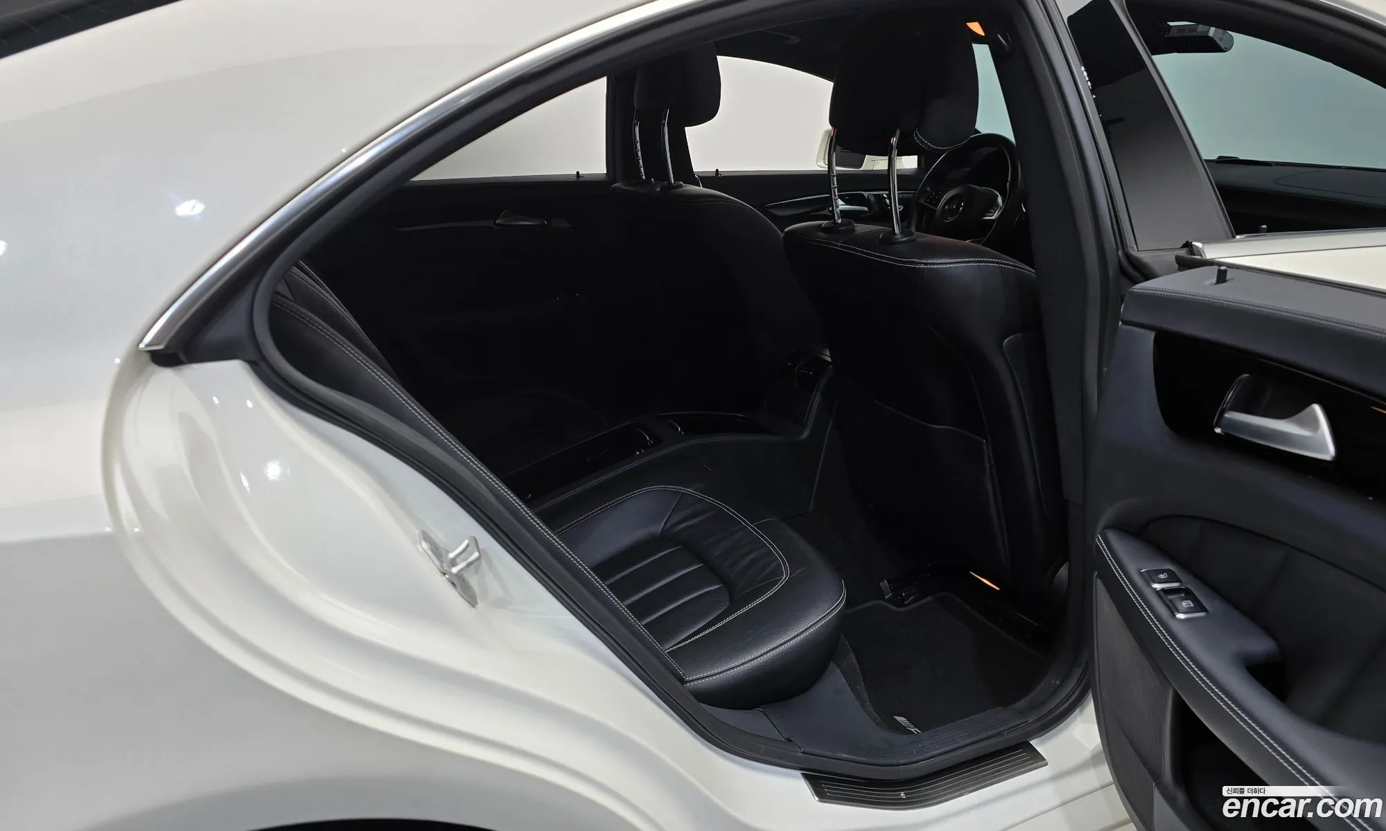 Mercedes-Benz CLS-Class W218 2017 WDDLJ9HB0HA204183 — 33
