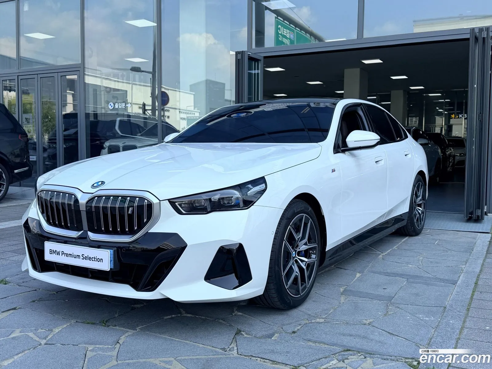 BMW i5 2025 — 13